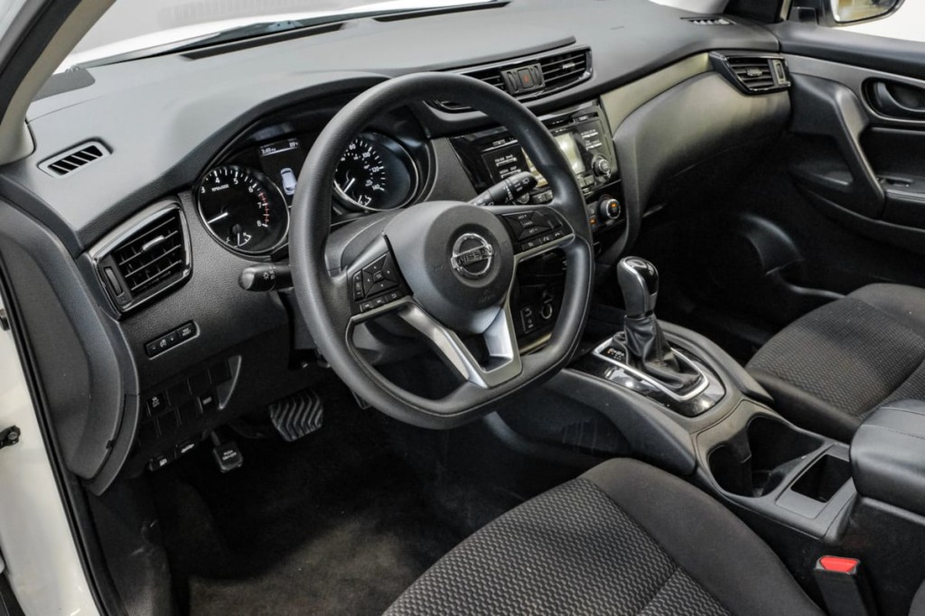 2018 Nissan Rogue Image 5