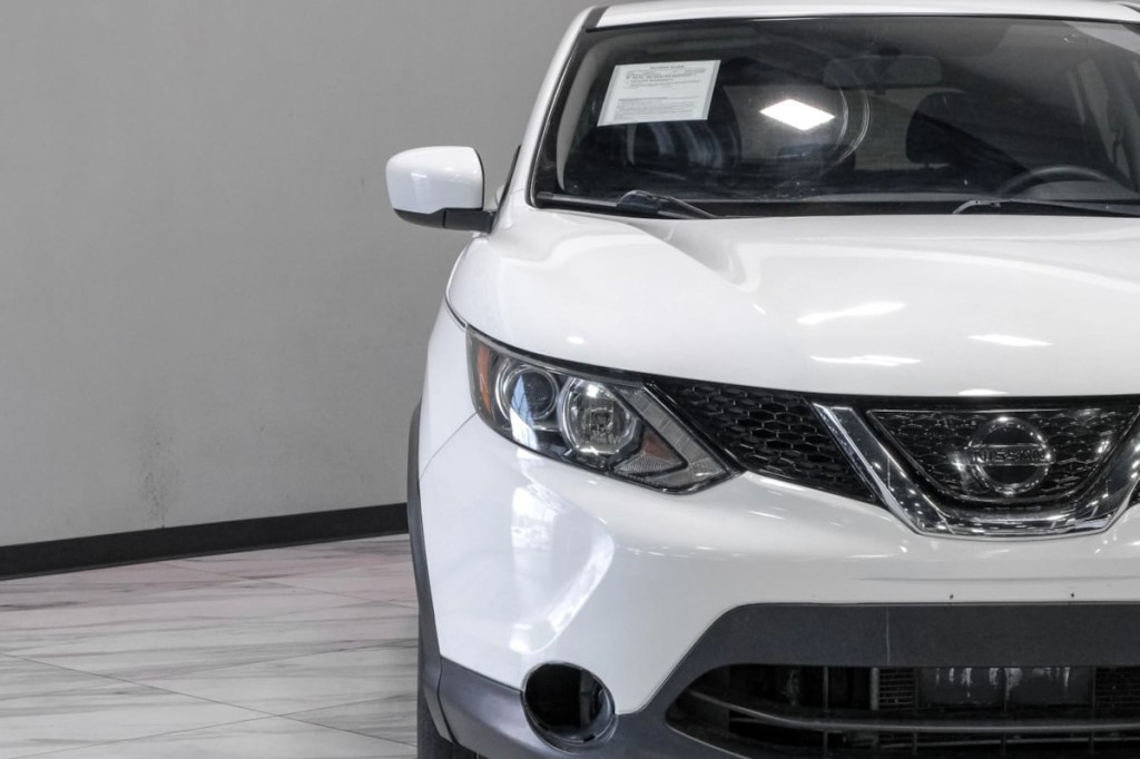 2018 Nissan Rogue Image 51