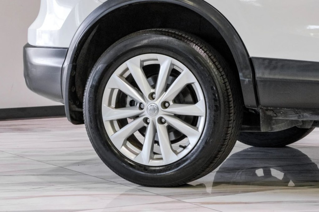 2018 Nissan Rogue Image 55