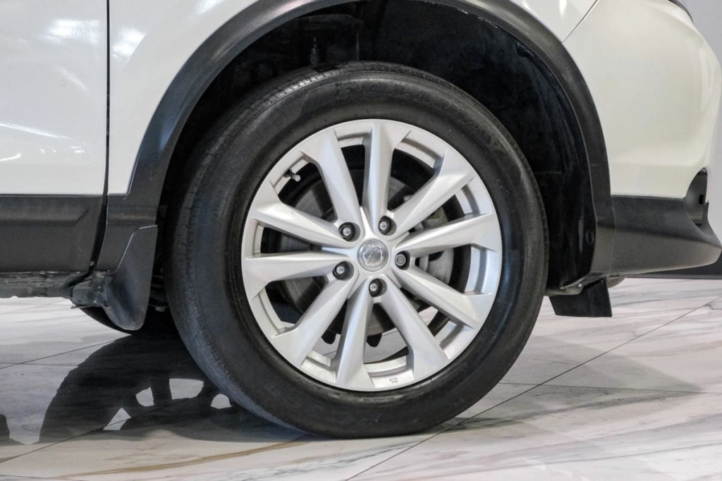 2018 Nissan Rogue Image 56
