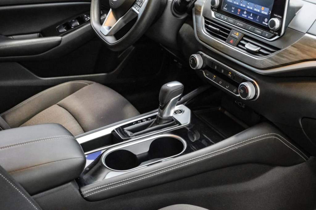 2023 Nissan Altima Image 31