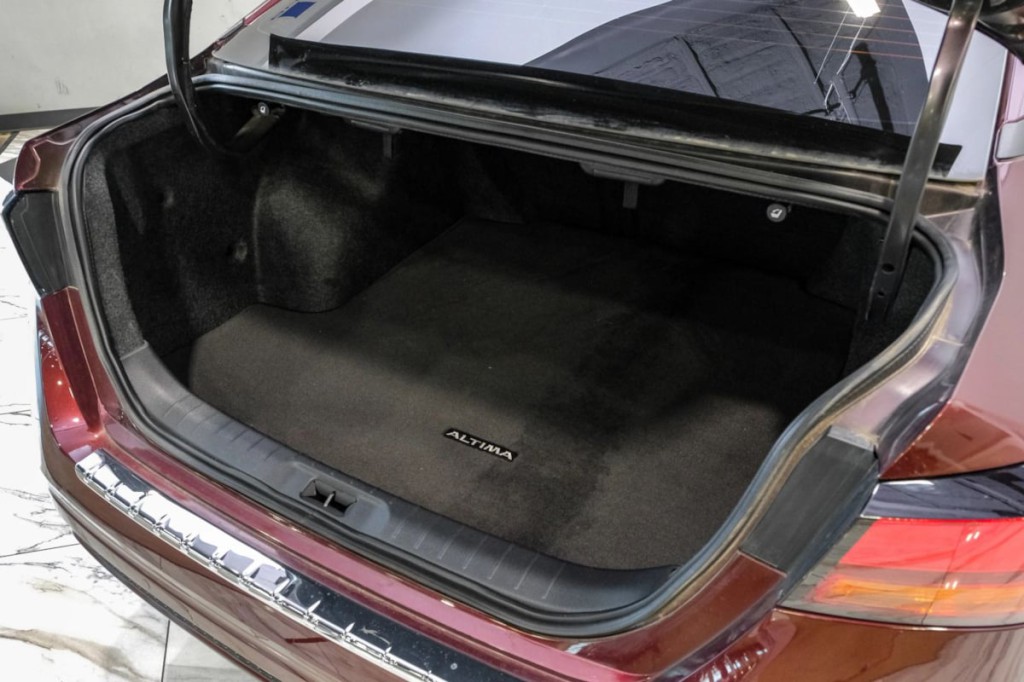 2023 Nissan Altima Image 60