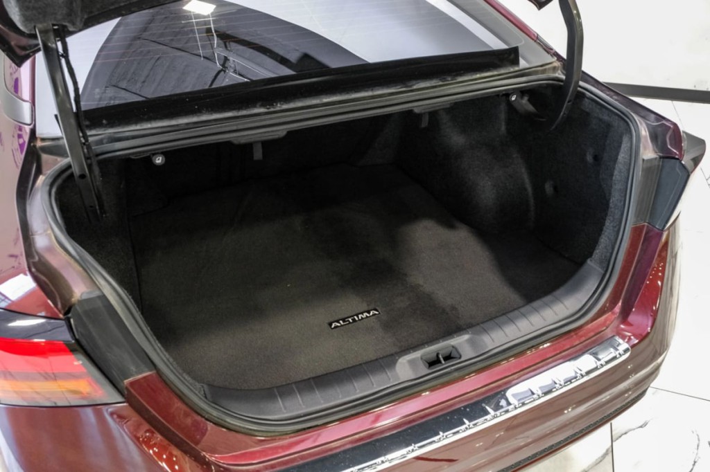 2023 Nissan Altima Image 61