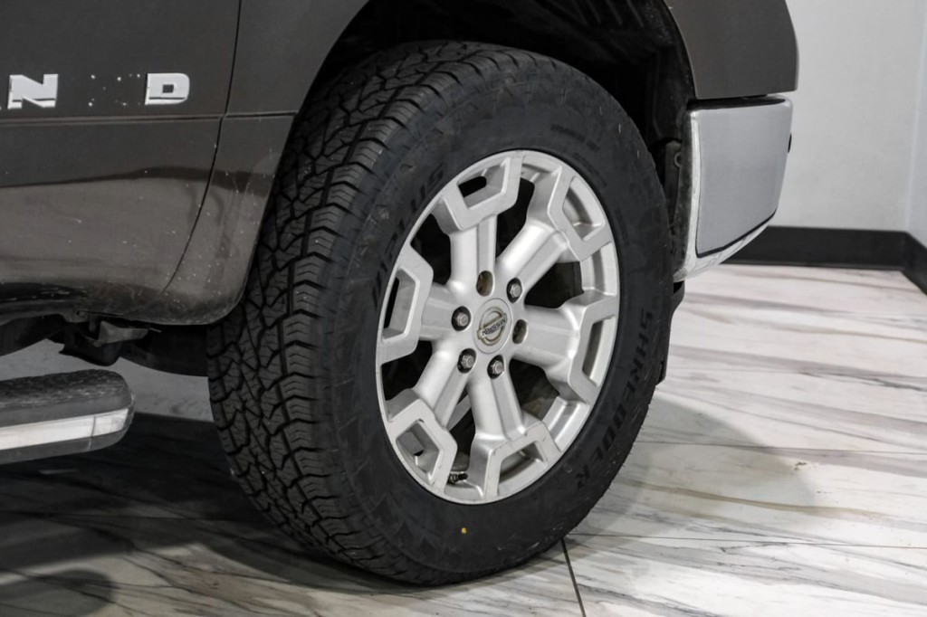2016 Nissan Titan Image 50