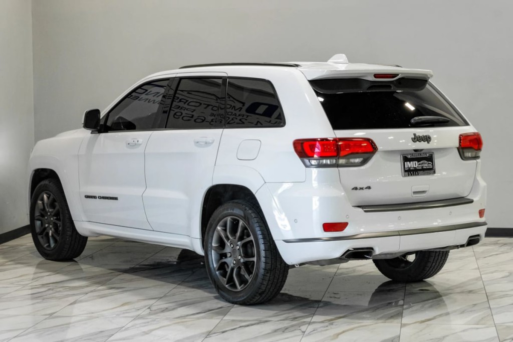 2020 Jeep Grand Cherokee Image 12