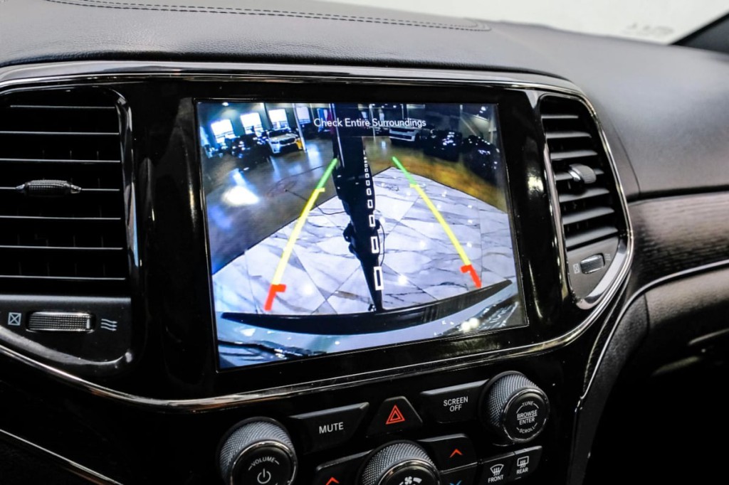 2020 Jeep Grand Cherokee Image 24