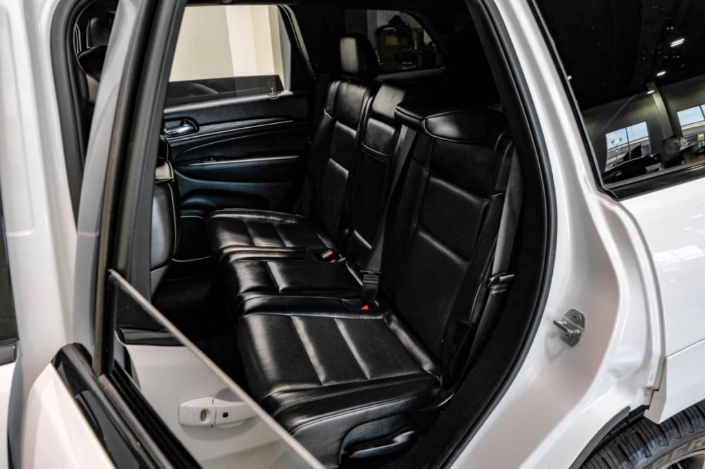 2020 Jeep Grand Cherokee Image 38