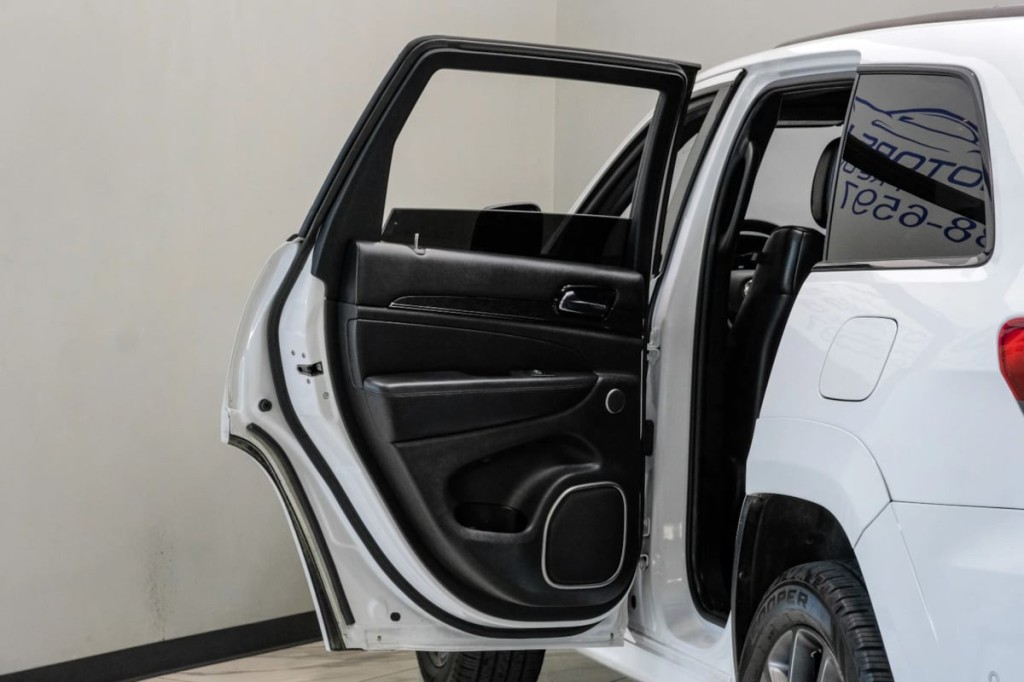 2020 Jeep Grand Cherokee Image 44