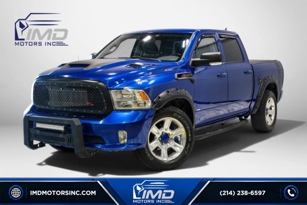 2015 RAM 1500 Image 1