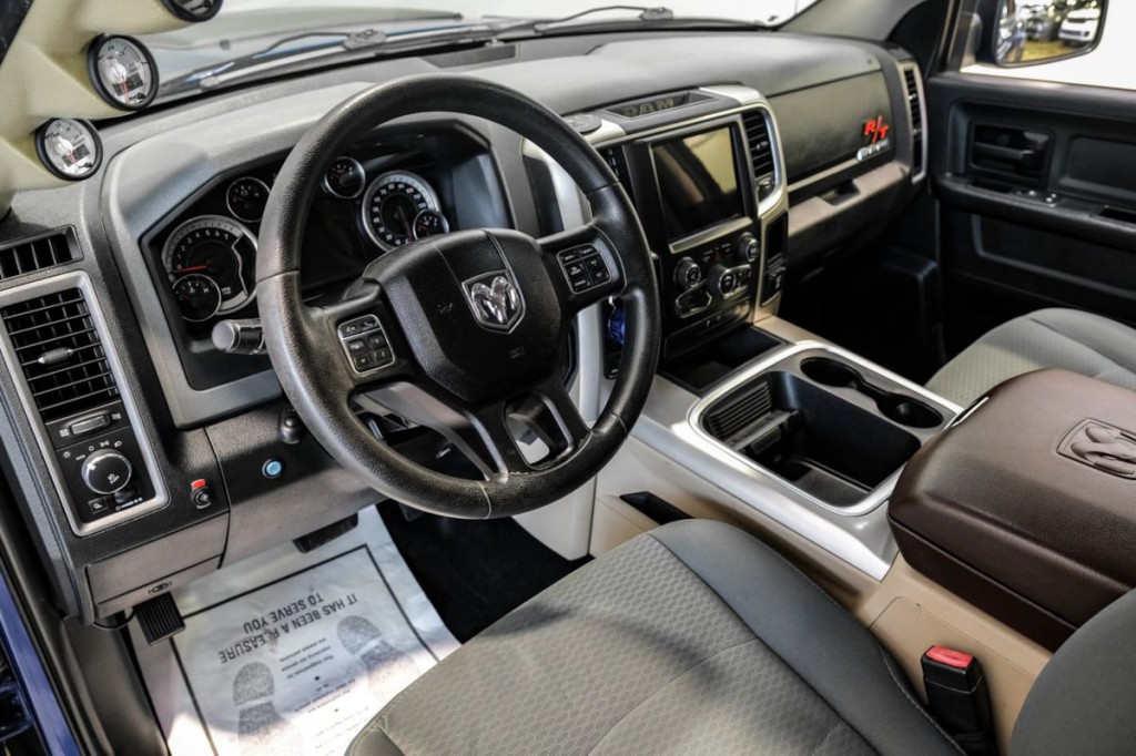 2015 RAM 1500 Image 5
