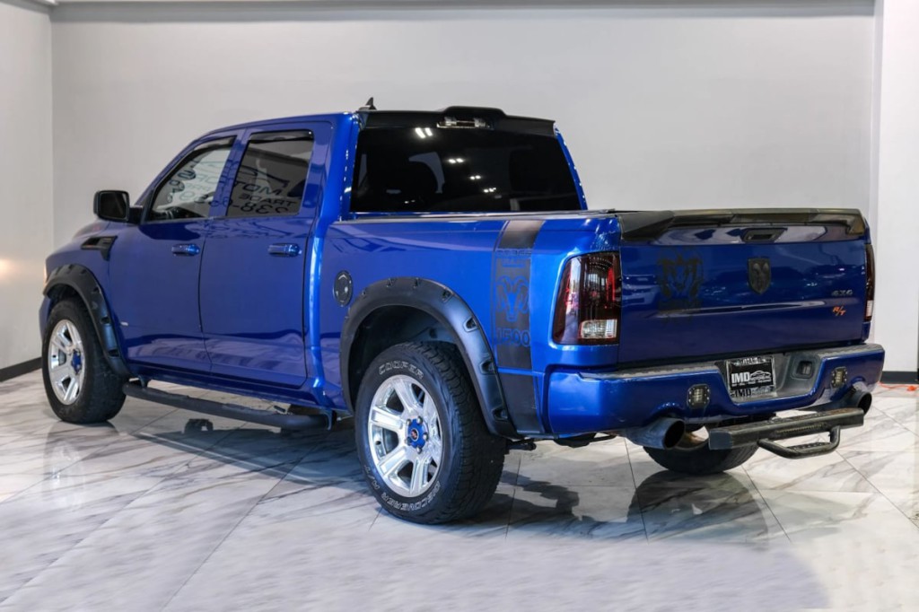 2015 RAM 1500 Image 16