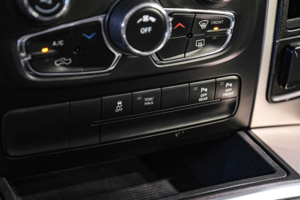 2015 RAM 1500 Image 31