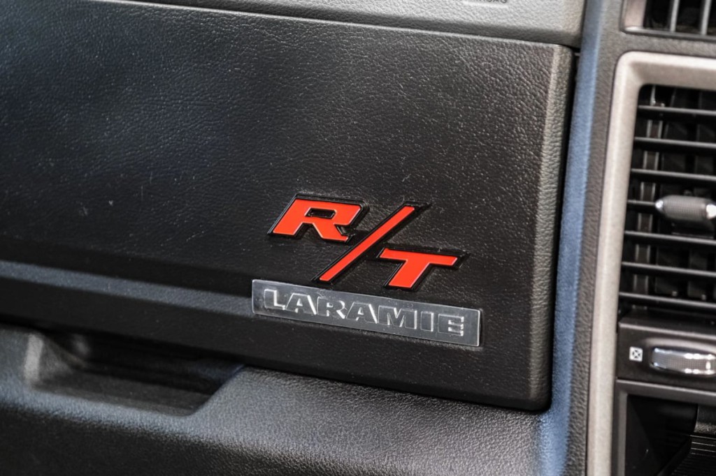 2015 RAM 1500 Image 38