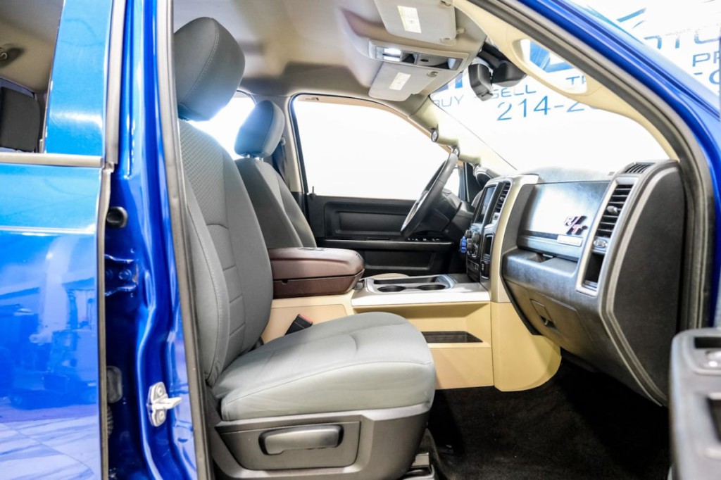 2015 RAM 1500 Image 46