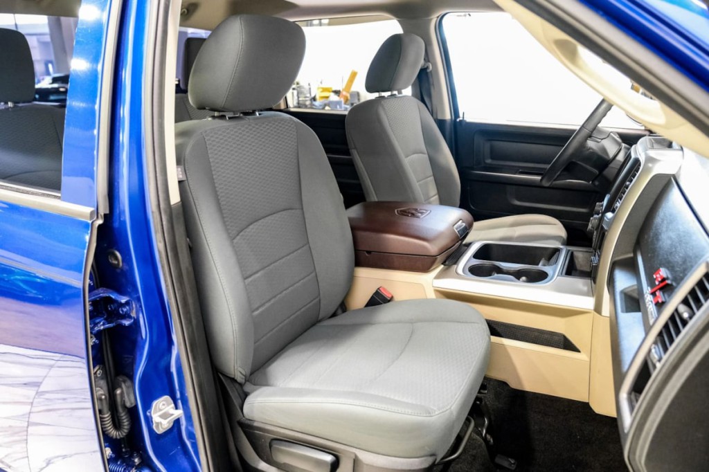 2015 RAM 1500 Image 47