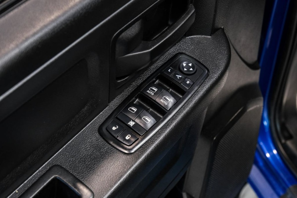 2015 RAM 1500 Image 56