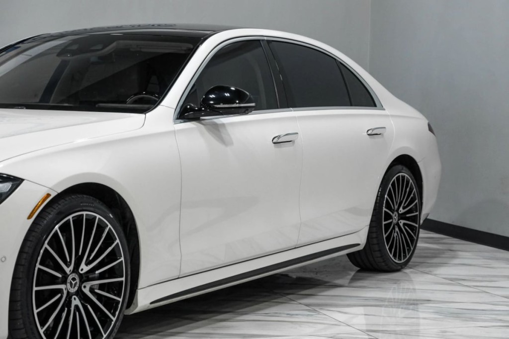 2022 Mercedes-Benz S-Class Image 8
