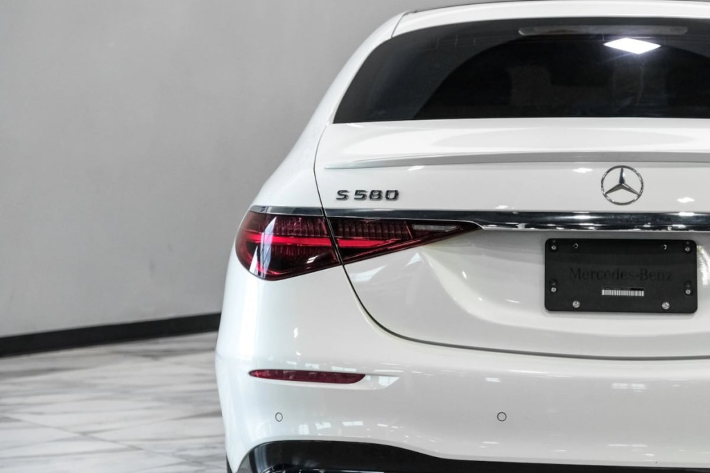 2022 Mercedes-Benz S-Class Image 44