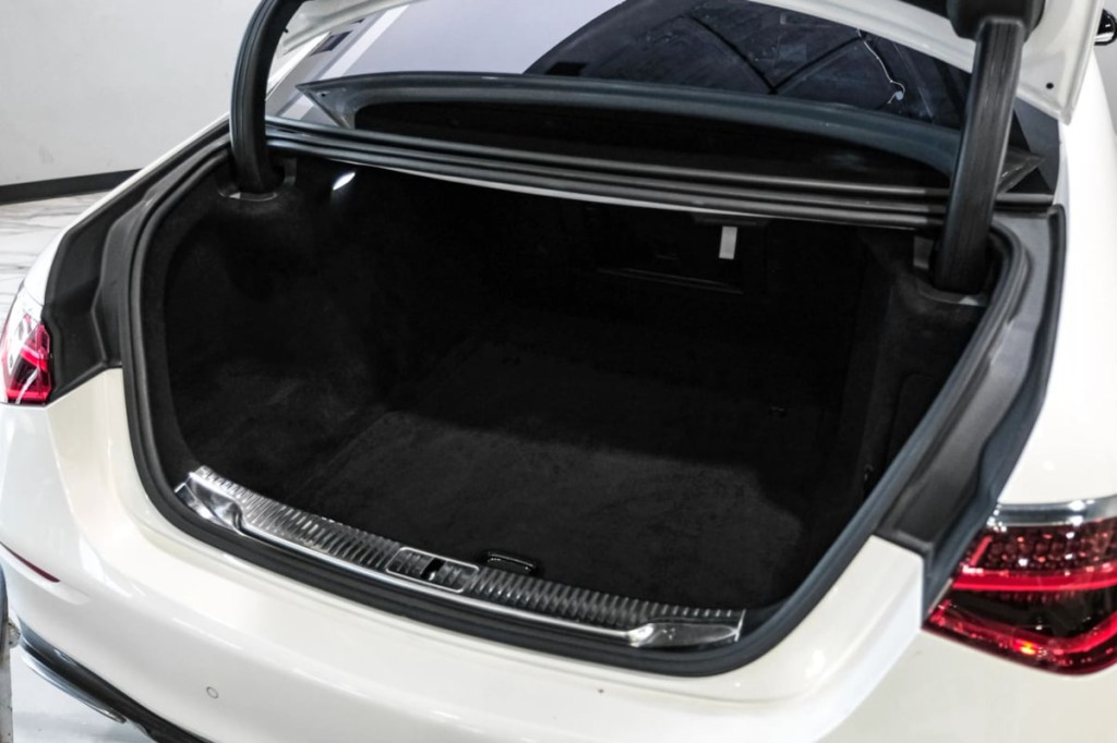 2022 Mercedes-Benz S-Class Image 45