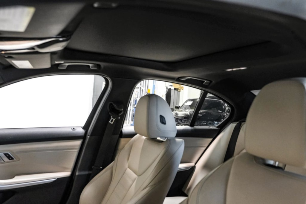 2020 BMW 3 Series Image 7