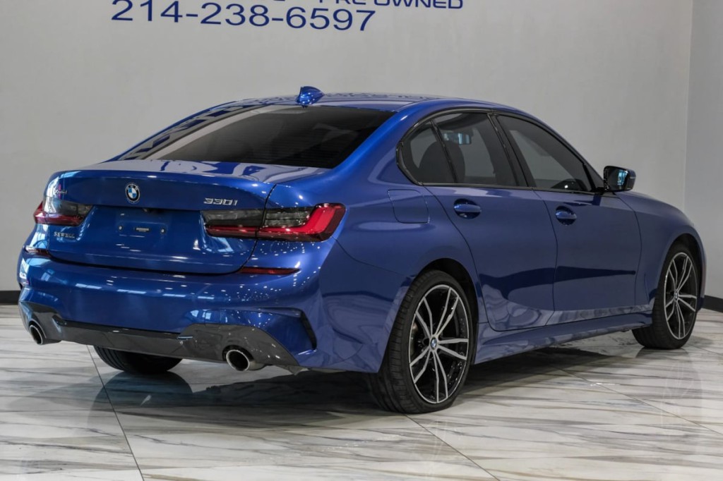 2020 BMW 3 Series Image 12