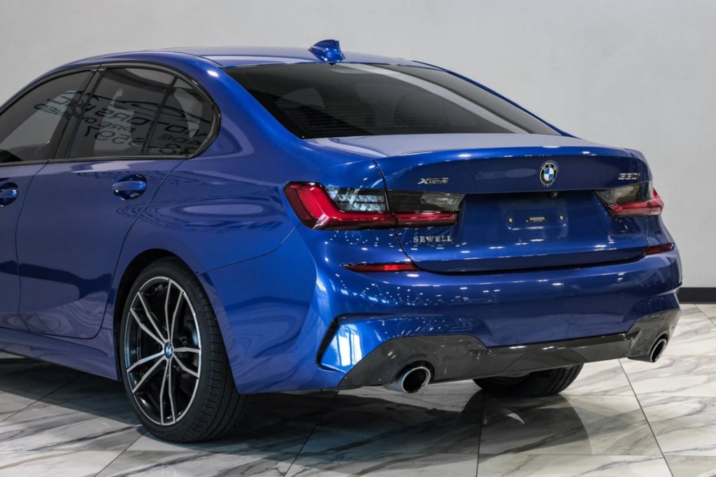 2020 BMW 3 Series Image 16