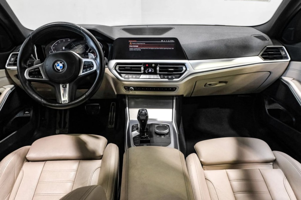 2020 BMW 3 Series Image 19