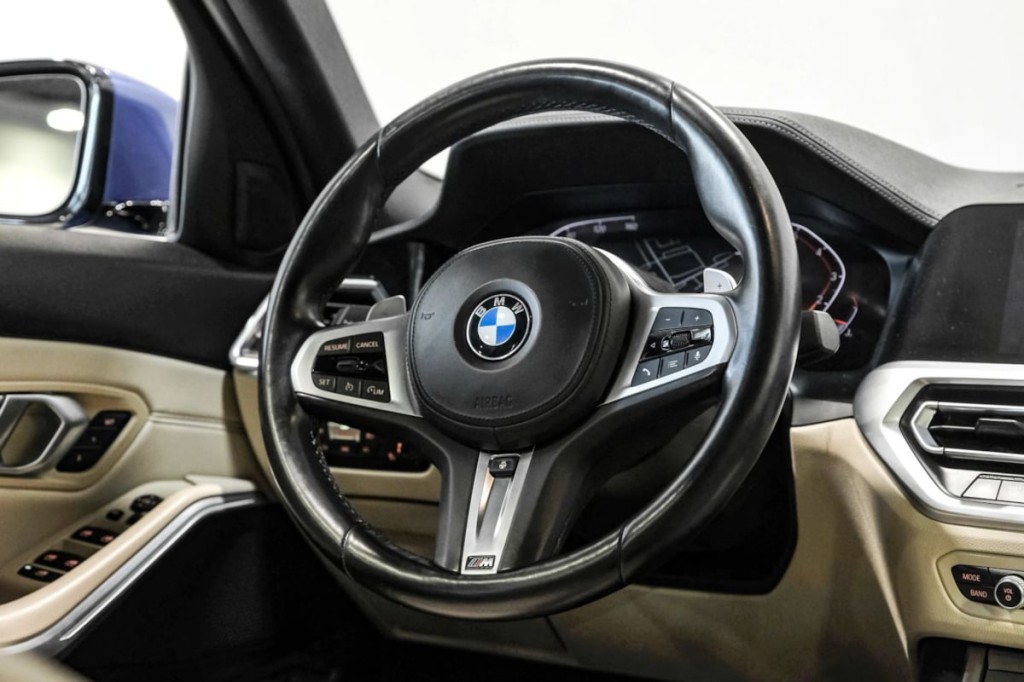 2020 BMW 3 Series Image 21