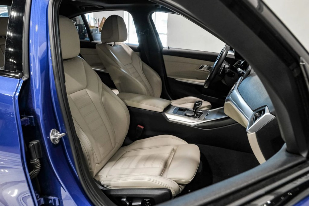 2020 BMW 3 Series Image 31