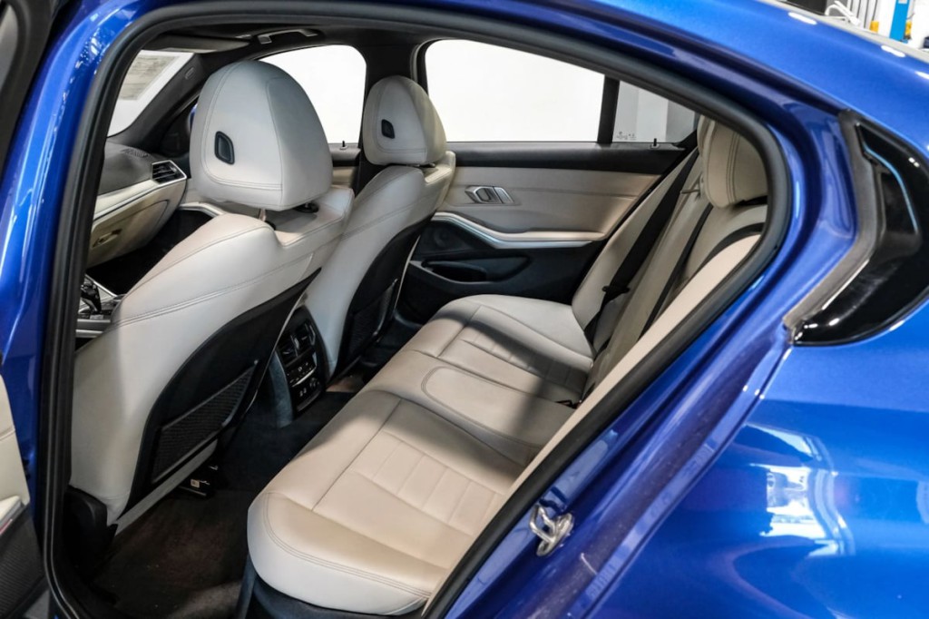2020 BMW 3 Series Image 34