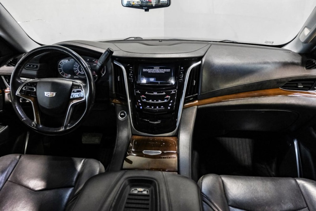 2020 Cadillac Escalade Image 19