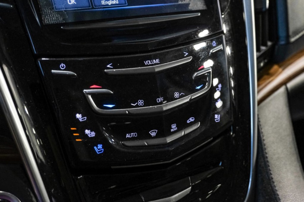 2020 Cadillac Escalade Image 27