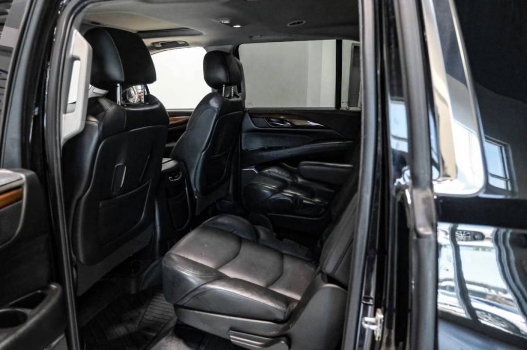 2020 Cadillac Escalade Image 34