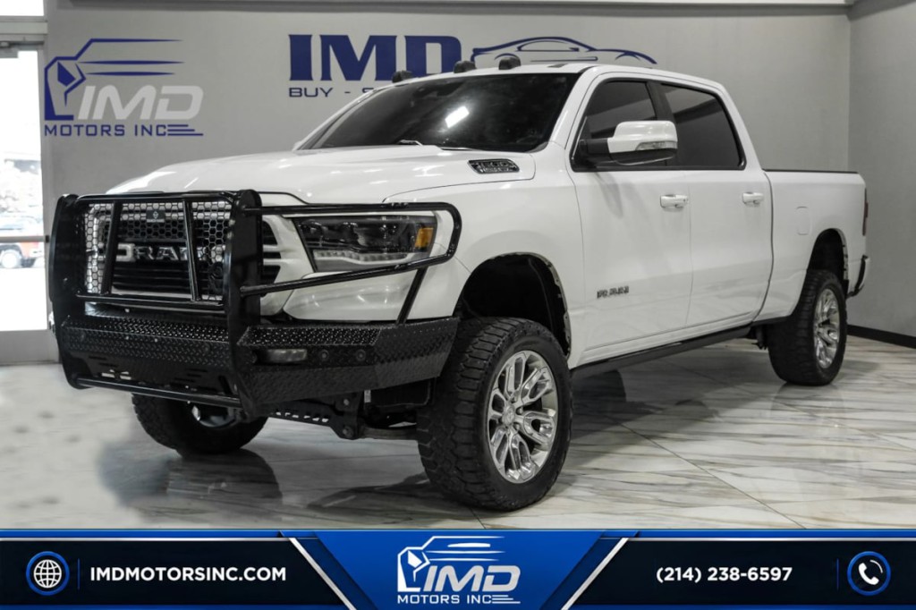 2023 RAM 1500 Image 2