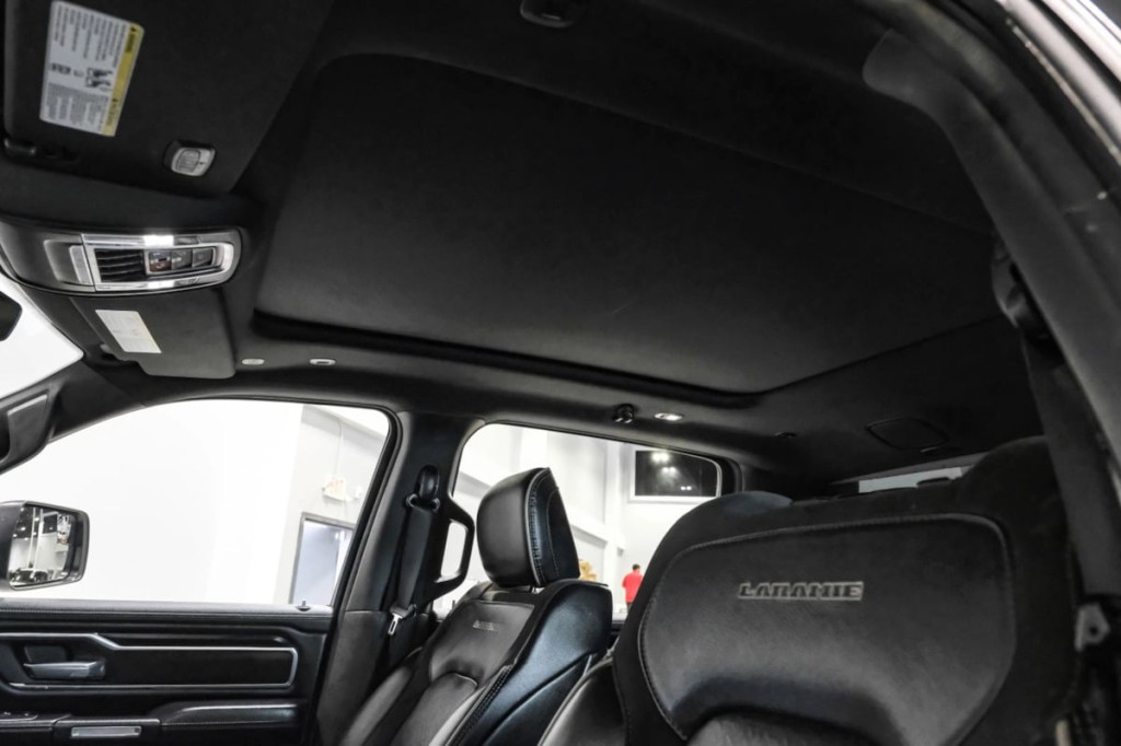 2023 RAM 1500 Image 6