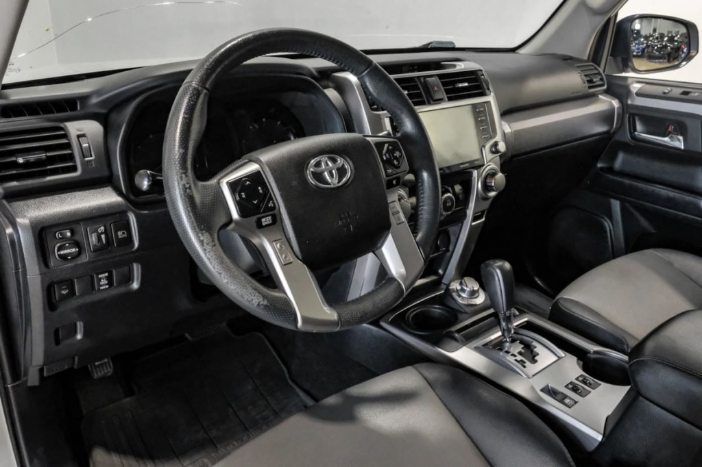2021 Toyota 4Runner Image 5