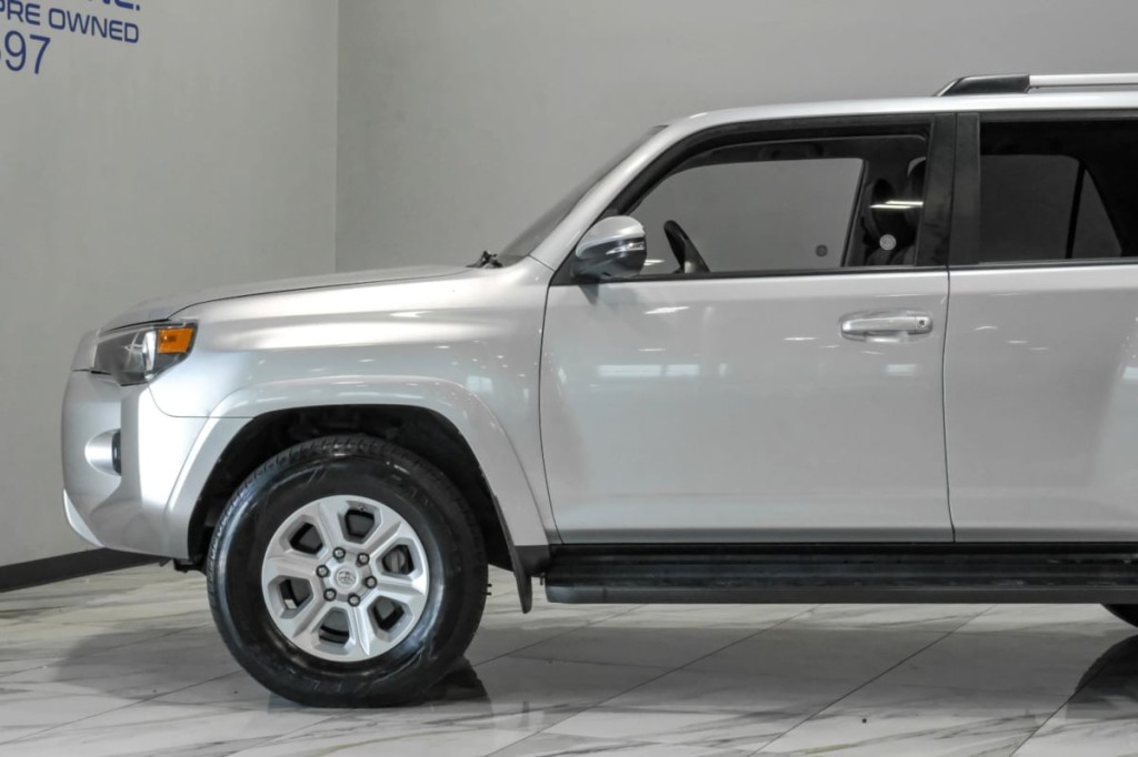 2021 Toyota 4Runner Image 20