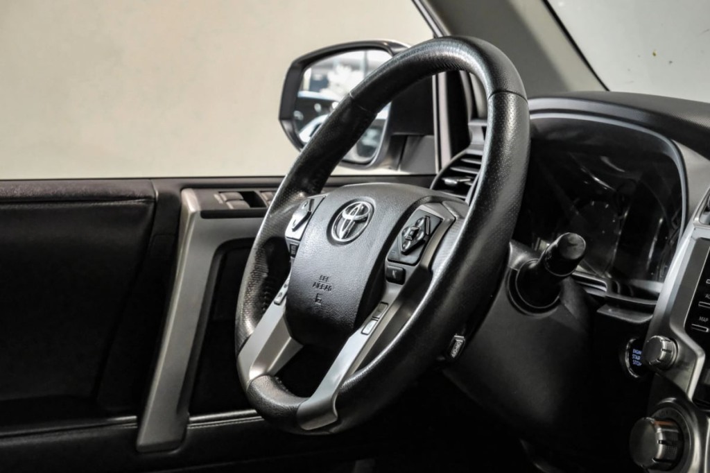 2021 Toyota 4Runner Image 23