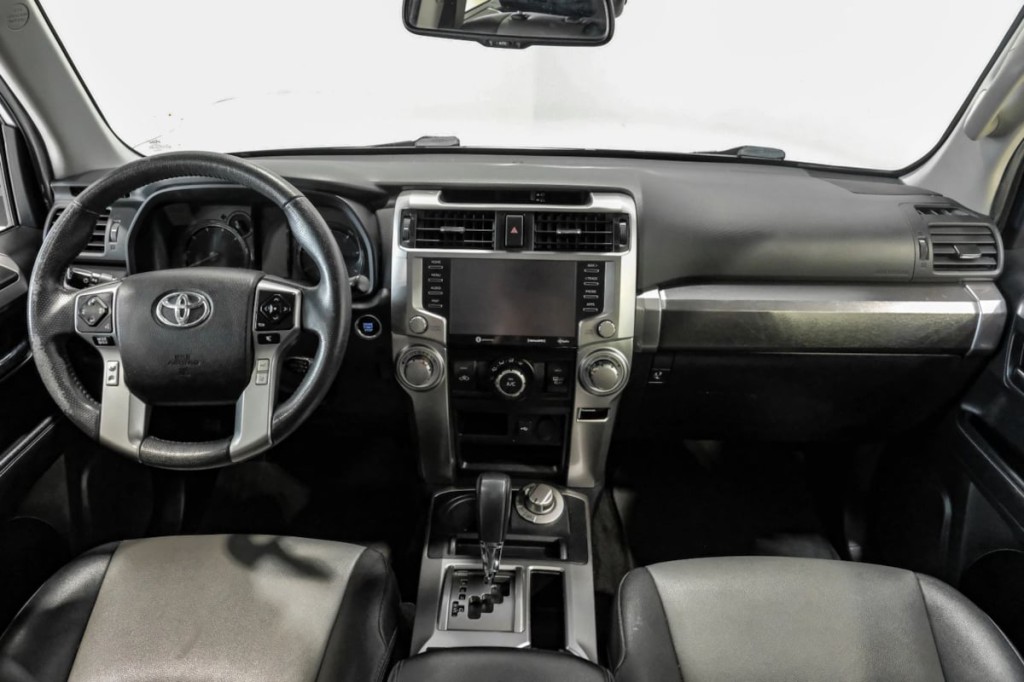 2021 Toyota 4Runner Image 24