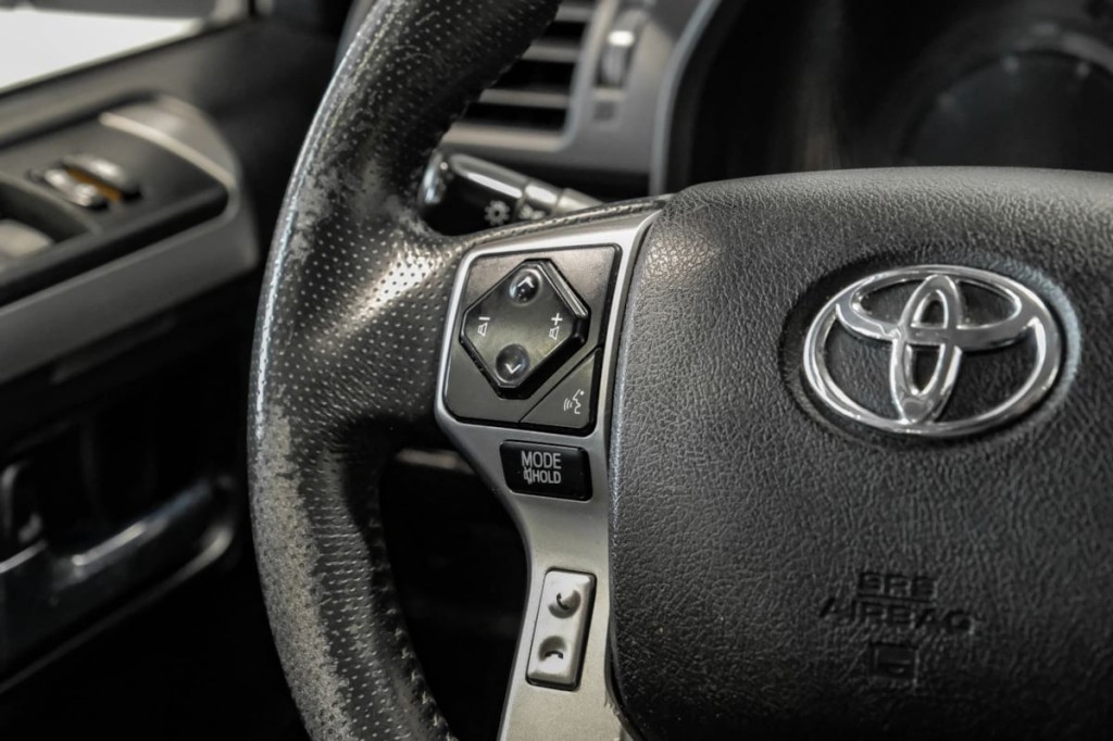 2021 Toyota 4Runner Image 27