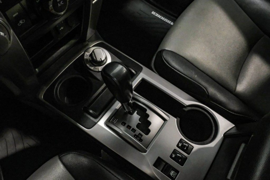2021 Toyota 4Runner Image 35