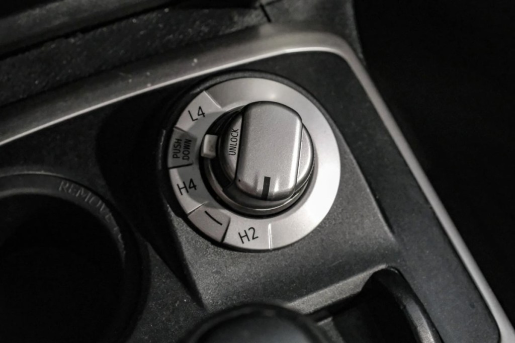 2021 Toyota 4Runner Image 38