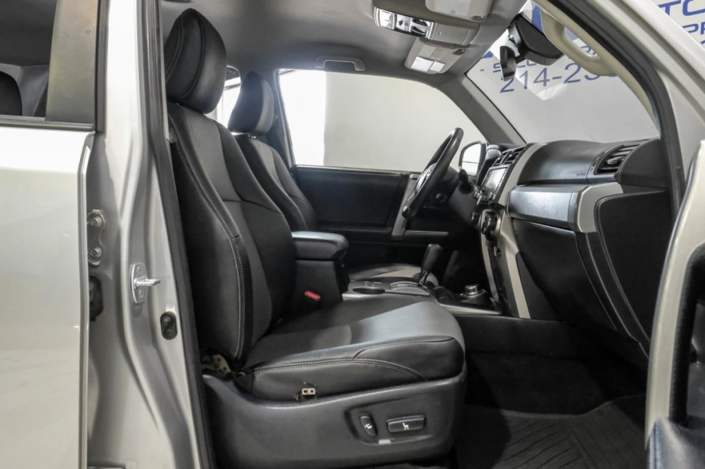 2021 Toyota 4Runner Image 55