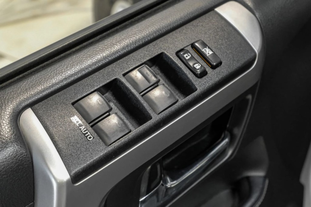 2021 Toyota 4Runner Image 66