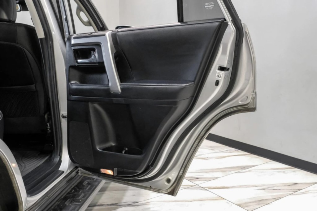 2021 Toyota 4Runner Image 70