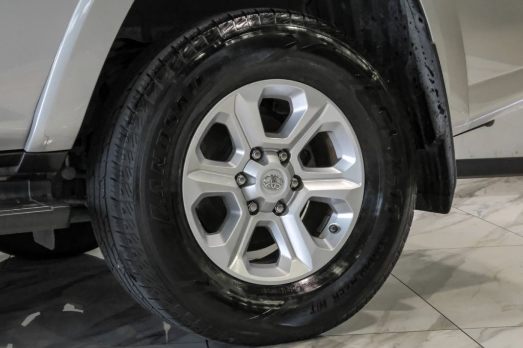 2021 Toyota 4Runner Image 83