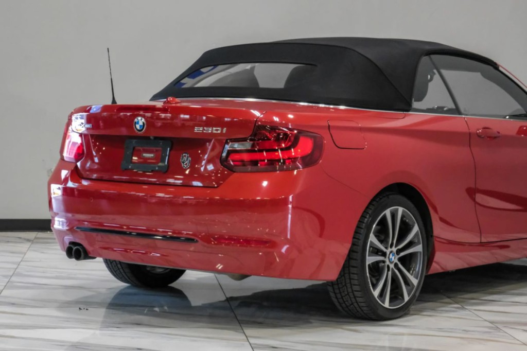 2017 BMW 2 Series Image 16