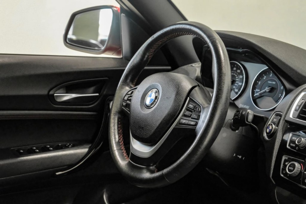 2017 BMW 2 Series Image 26