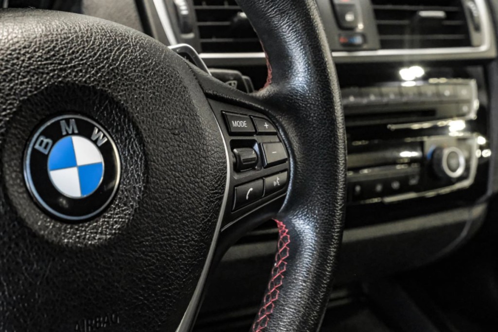 2017 BMW 2 Series Image 29