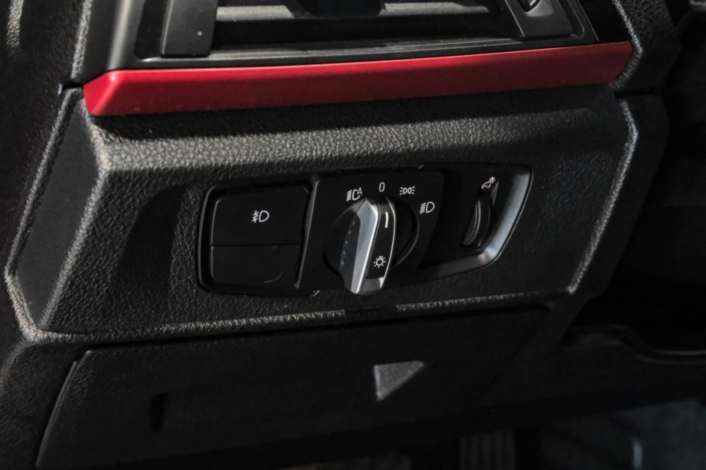 2017 BMW 2 Series Image 41